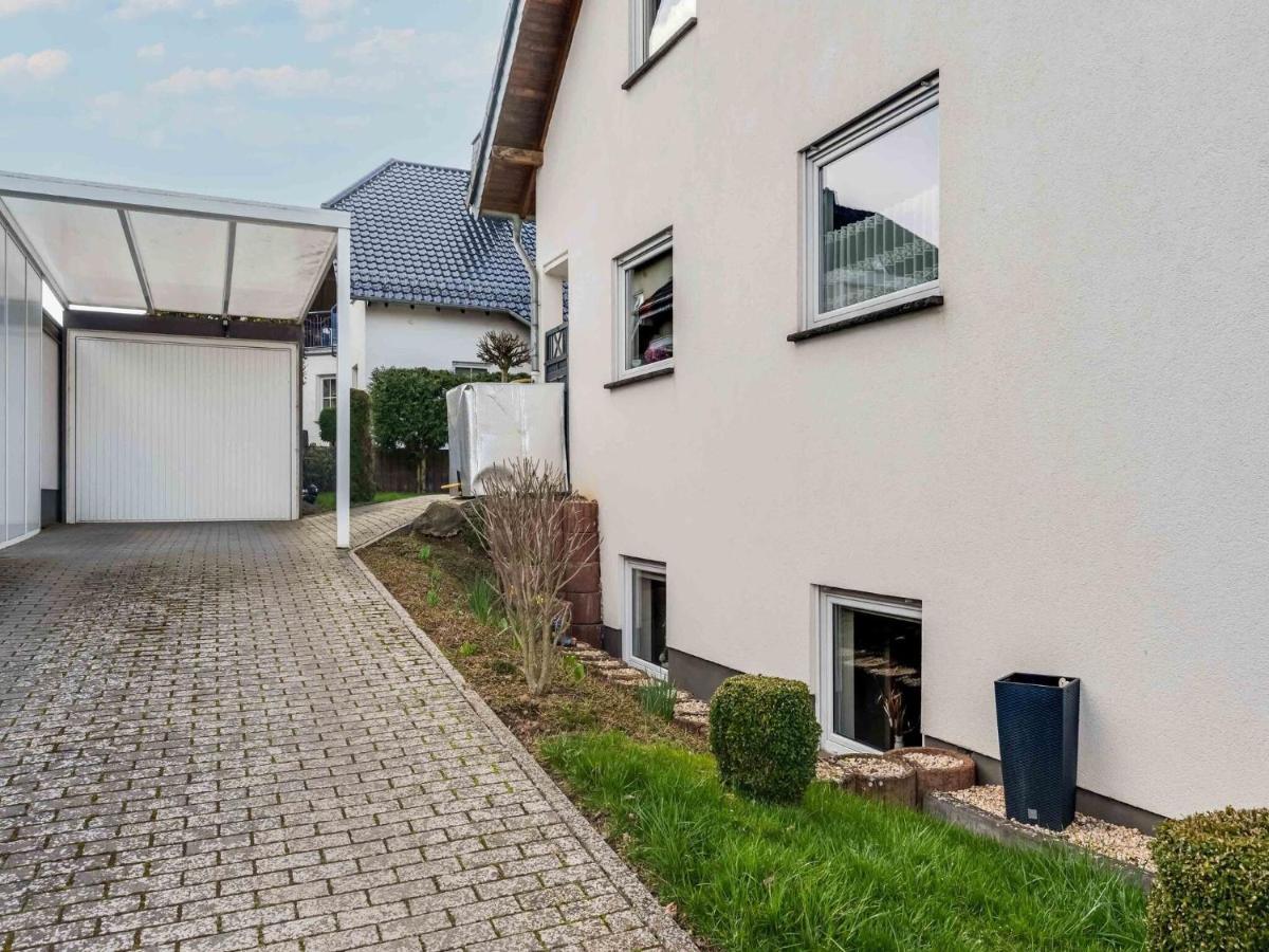 Holiday Home In The Eifel-Mosel With Garden Roes エクステリア 写真
